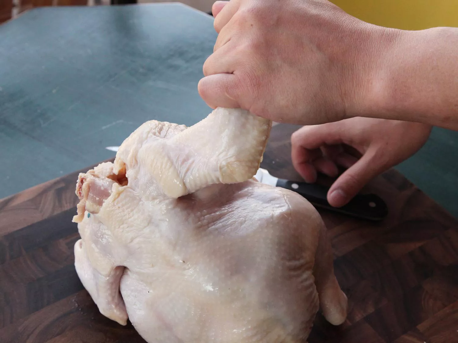 20150406-airline-chicken-breast-how-to-knife-skills-02.jpg